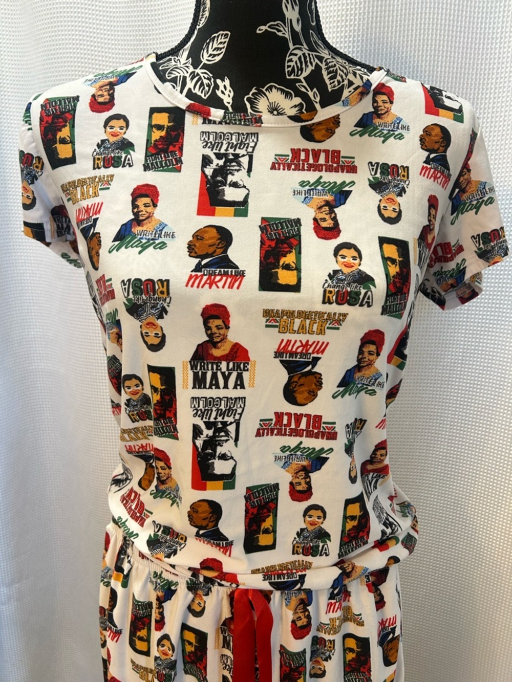 Black Leaders 2 Piece Pajama Set White Multicolor Women’s M